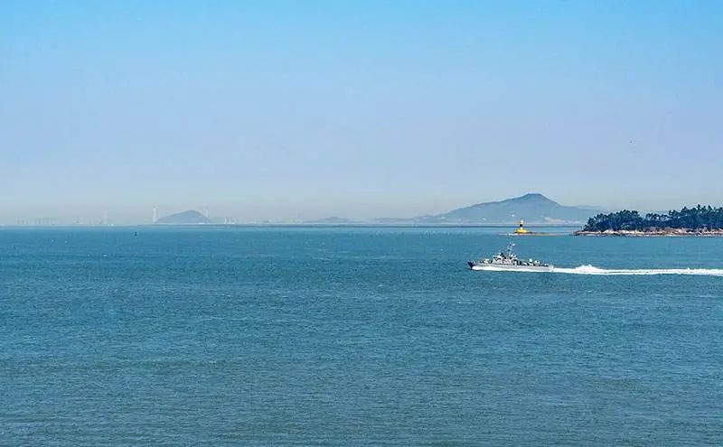 韩国釜山国立大学地球物理实验室（PNUGL）在海南郡地震群发生后，于震中及周边区域（多是填海土地）使用SmartSolo IGU-16HR 3C 5Hz智能地震检波器采集微动数据.jpg